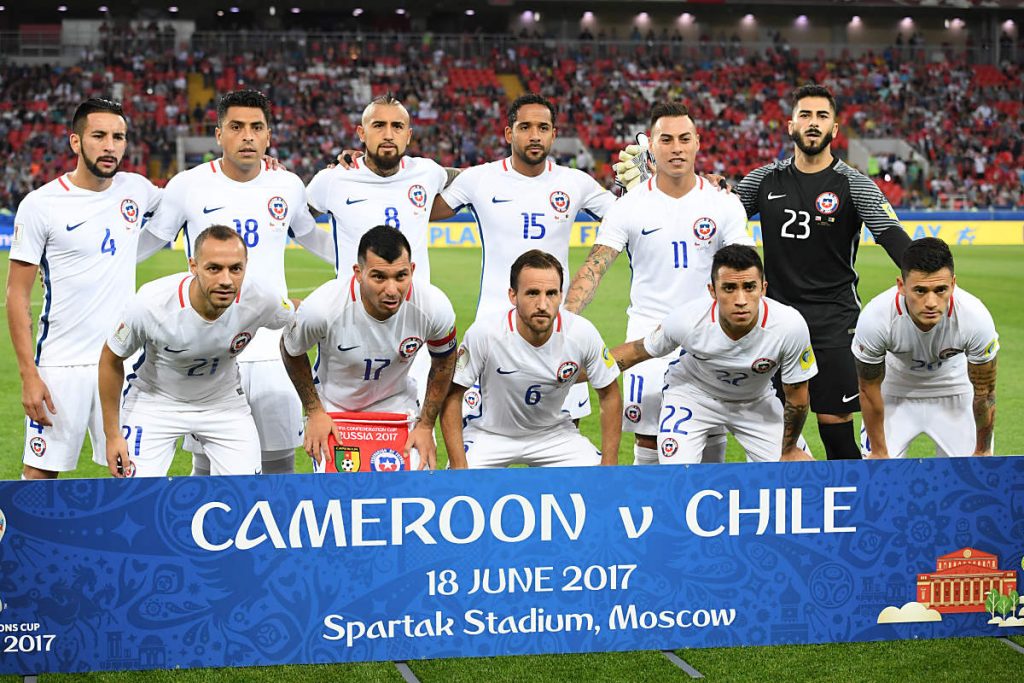 Die Nationalmannschaft von Chile beim 1.Gruppenspiel gegen Kamerun (Foto AFP)