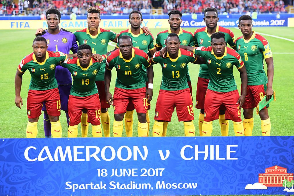 Die Nationalmannschaft von Kamerun beim 1.Gruppenspiel gegen Chile - das Spiel verliert der Afrikameister mit 0:2. (Foto AFP)